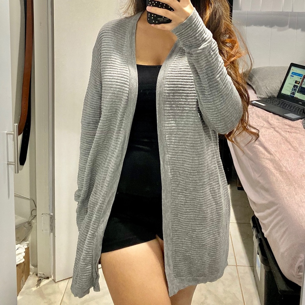 H&M super comfy Cardigan